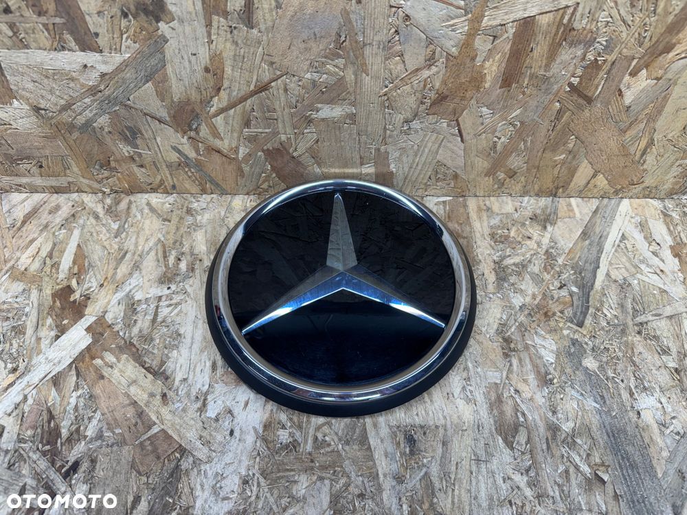 Emblemat znaczek Mercedes c klasa 206 43 AMG uchwyt mocowanie znaczka - 1