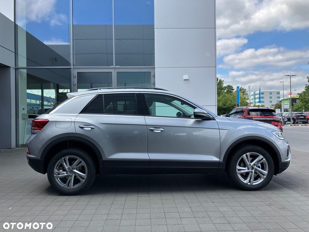 Volkswagen T-Roc - 10
