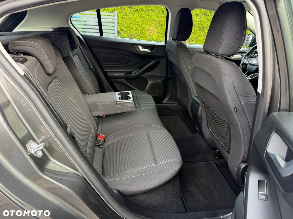 Ford Focus 1.5 EcoBlue STart-Stopp-System TITANIUM - 23