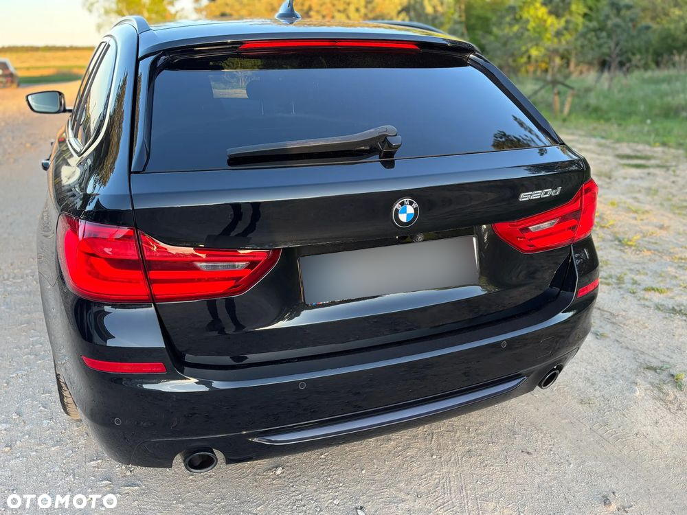 BMW Seria 5 520d Luxury Line sport - 4