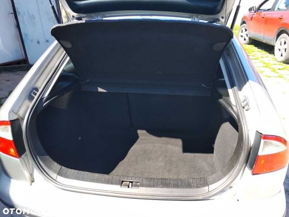 Seat Leon 1.6 Signo - 5
