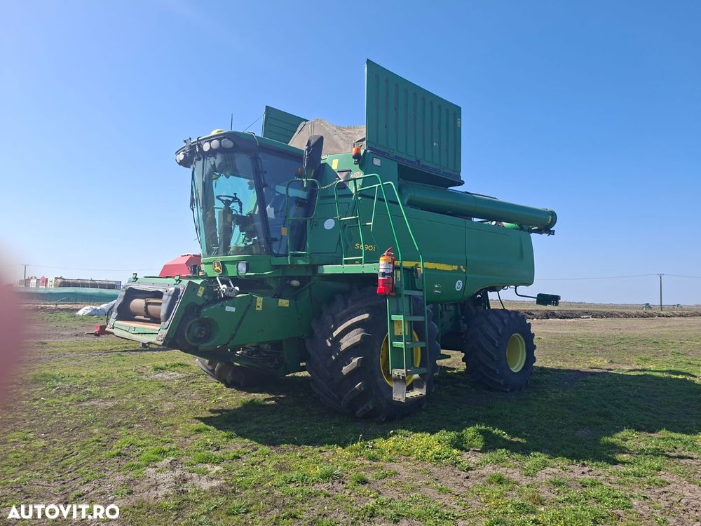 John Deere 690I - 4