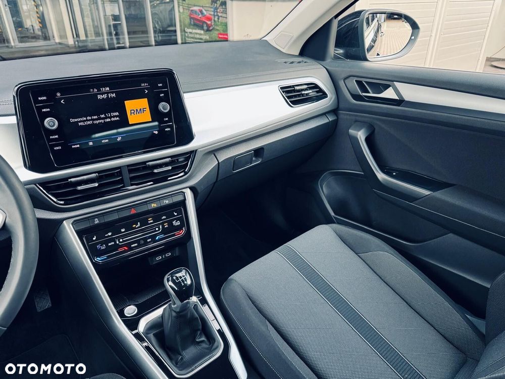Volkswagen T-Roc 1.5 TSI Life - 21