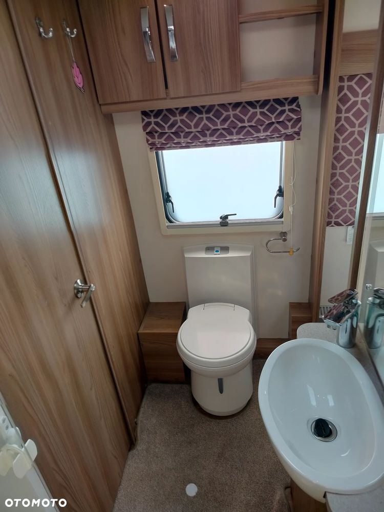 SWIFT Conqueror 560 - 9