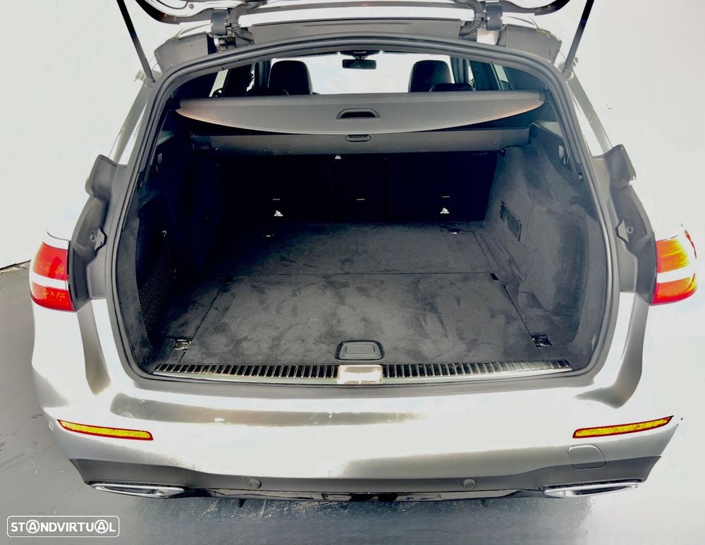 Mercedes-Benz E 220 d AMG Line - 21