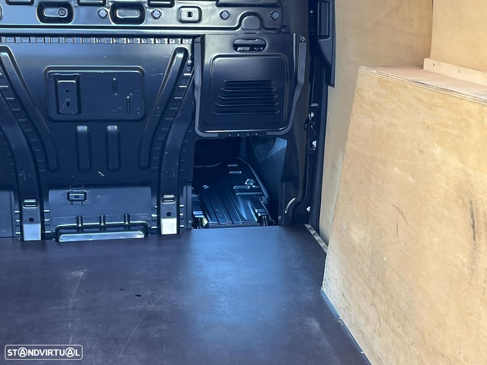 Ford Transit Connect L1 1.5 TDCi 100cv - 26