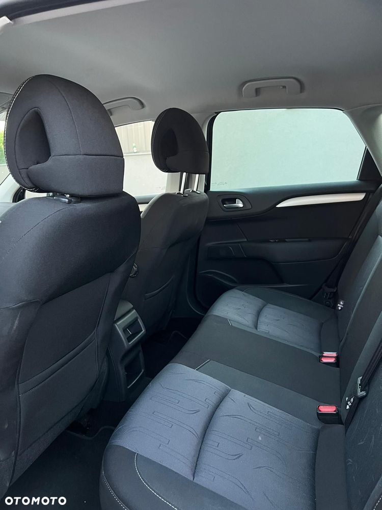 Citroën C4 VTi 120 Selection - 8