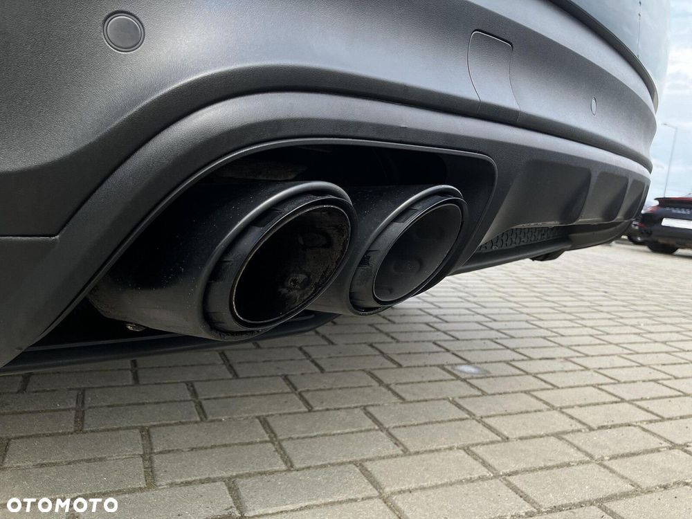 Porsche Cayenne Standard - 38