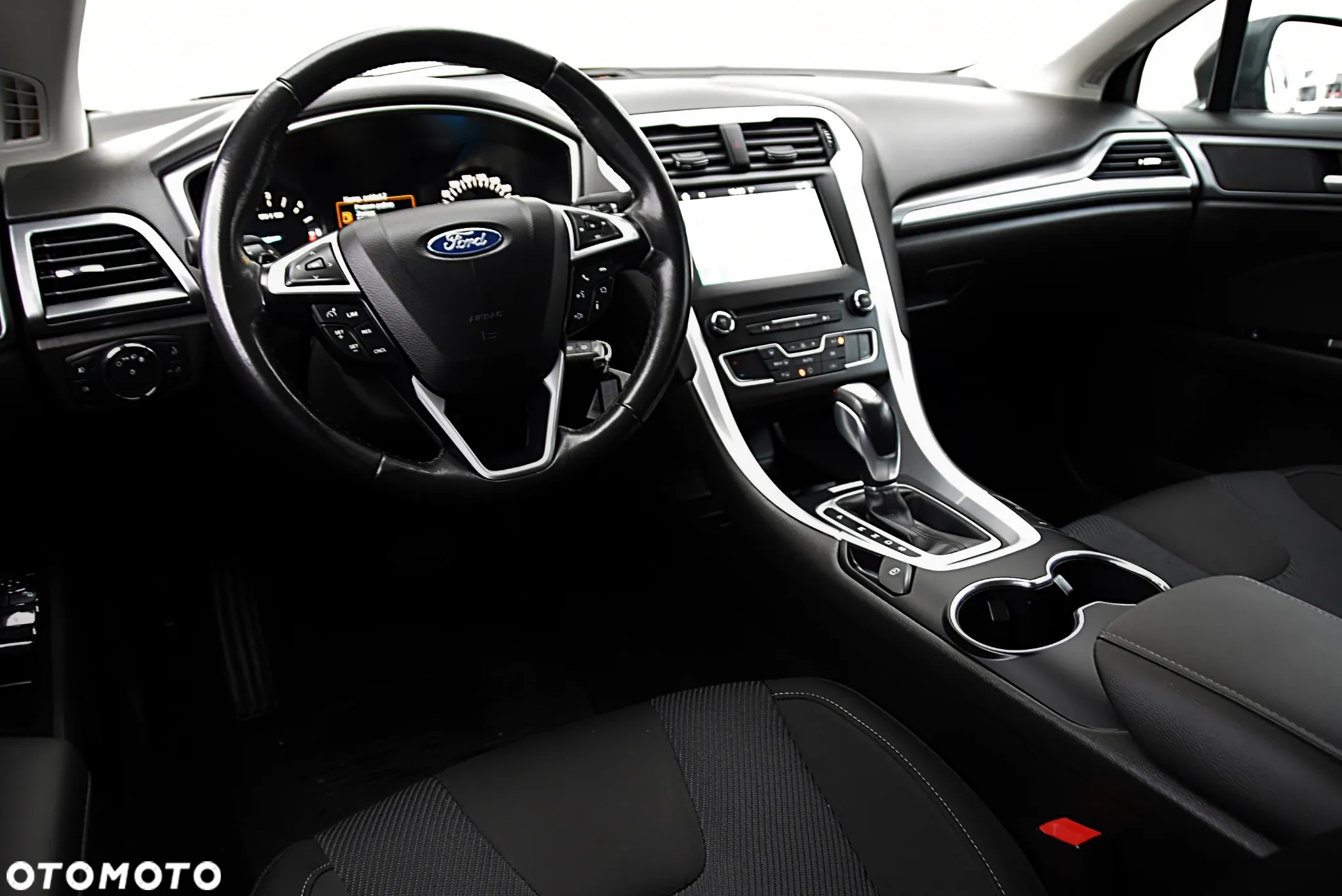 Ford Mondeo 2.0 TDCi Edition 4WD PowerShift - 24