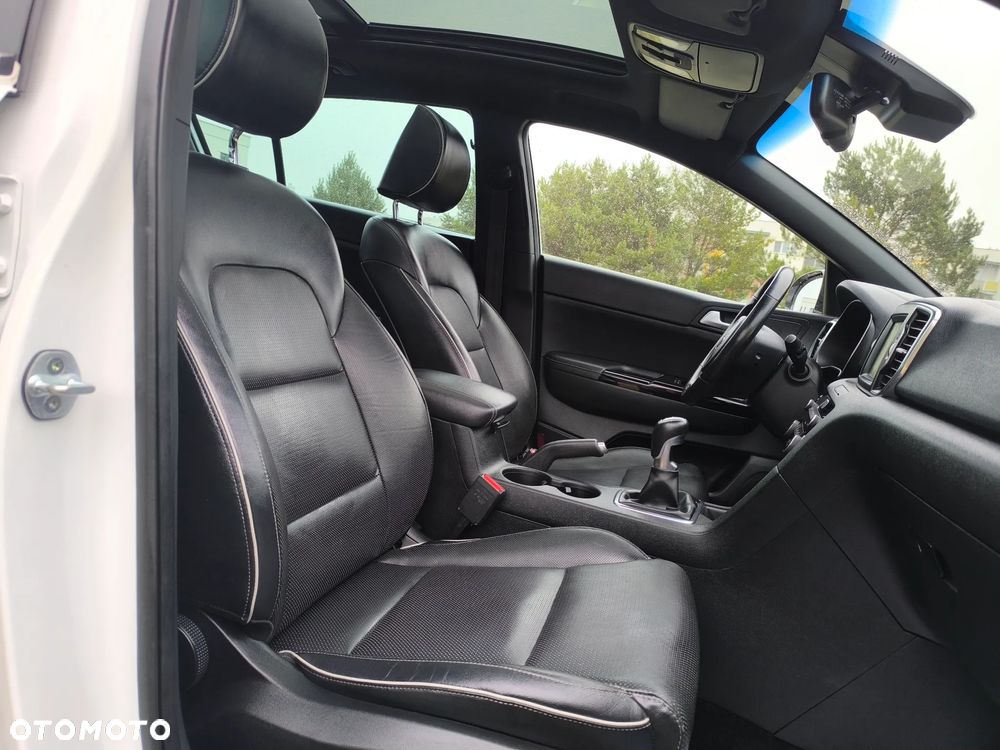 Kia Sportage - 12