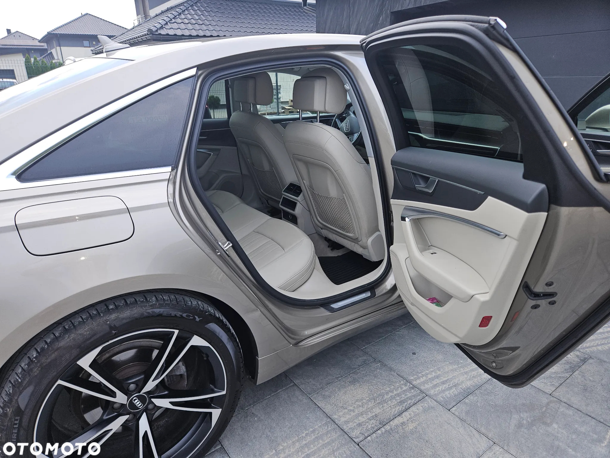 Audi A6 2.0 TDI ultra S tronic - 8