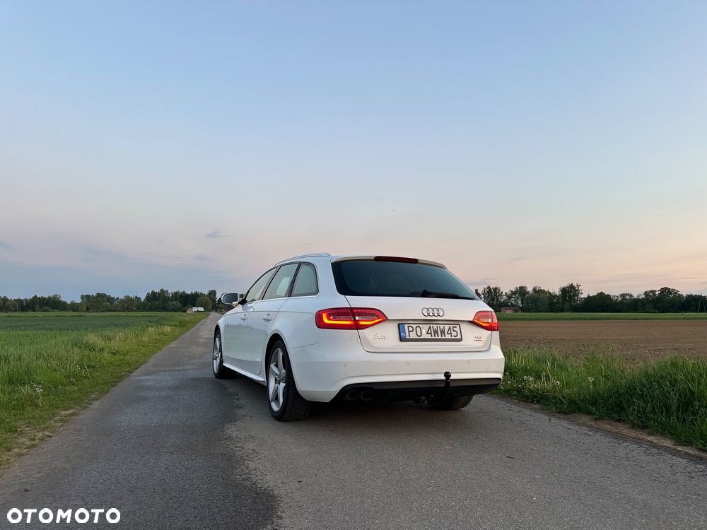 Audi A4 Avant 2.0 TDI DPF quattro Ambition - 9