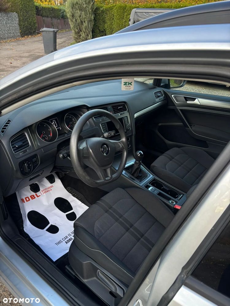 Volkswagen Golf VII 1.6 TDI BlueMotion Trendline - 5