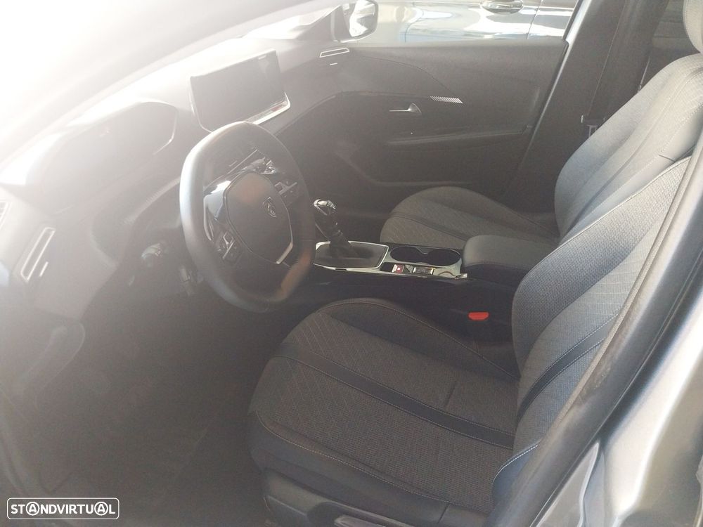 Peugeot 208 1.2 PureTech Allure Pack - 6