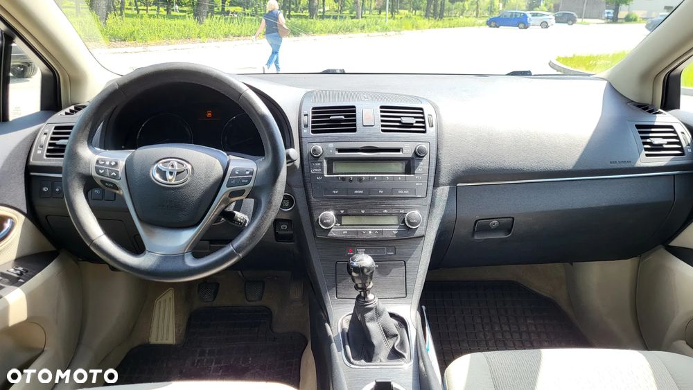 Toyota Avensis 2.0 D-4D 2010 - 12