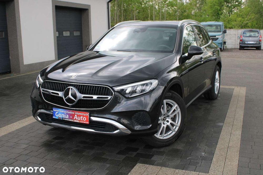 Mercedes-Benz GLC - 1