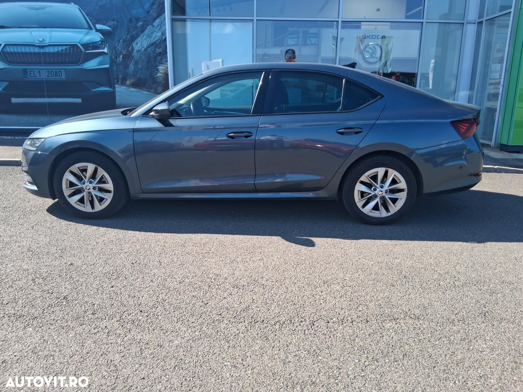 Skoda Octavia 2.0 TDI DSG Style - 8