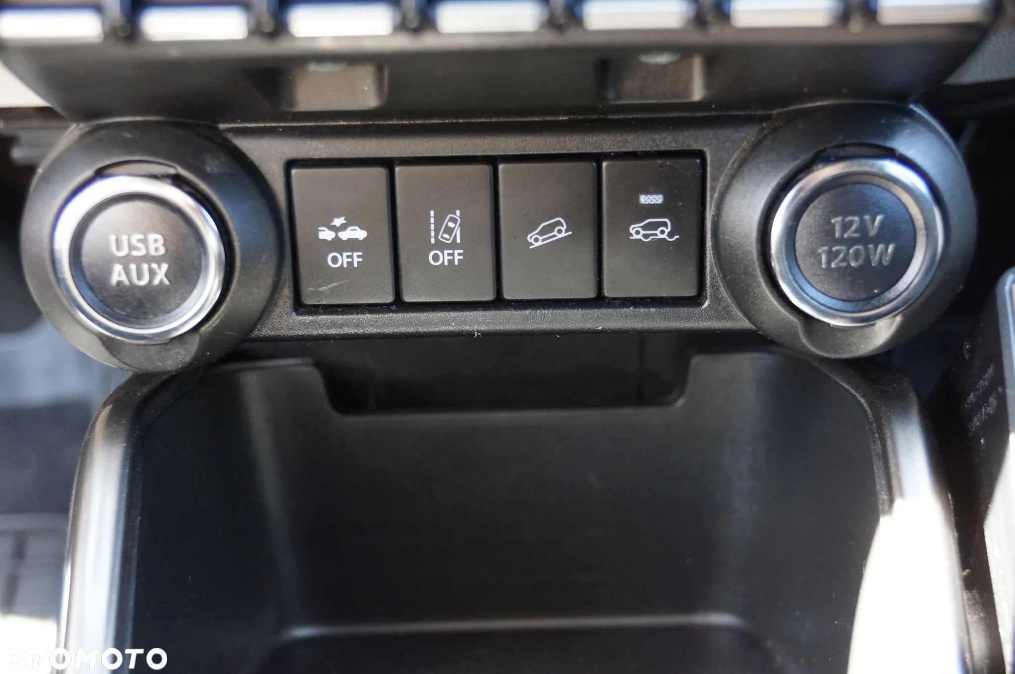 Suzuki Ignis 1.2 Premium 4WD - 19