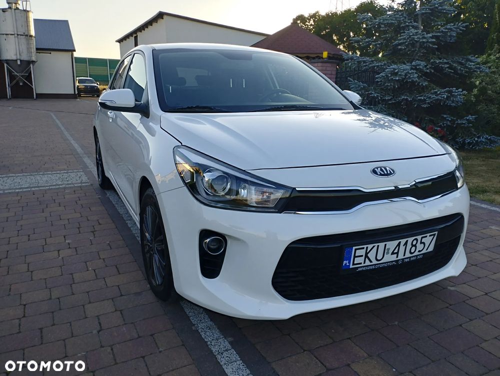 Kia Rio 1.4 Edition 7 - 10