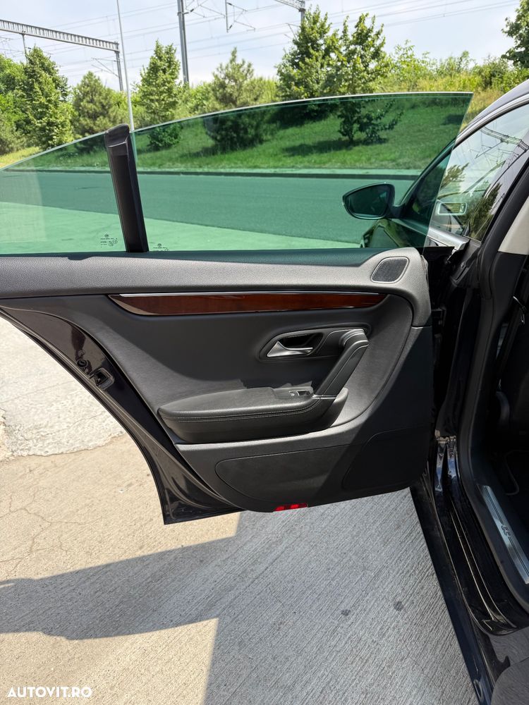 Volkswagen Passat CC - 21
