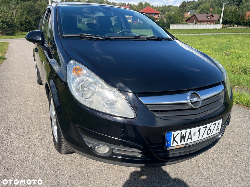 Opel Corsa 1.4 16V Essentia - 2