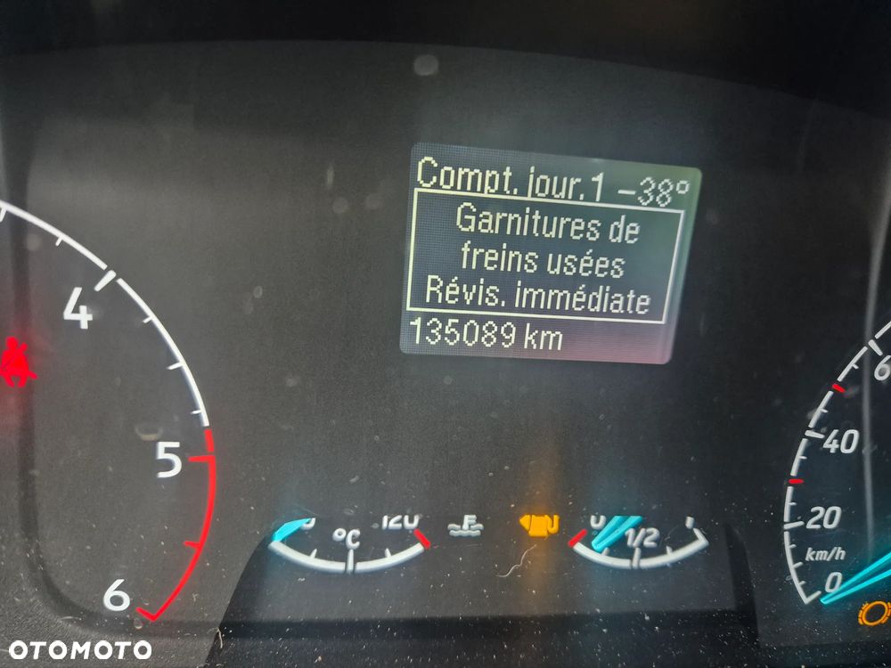 Ford Transit - 10