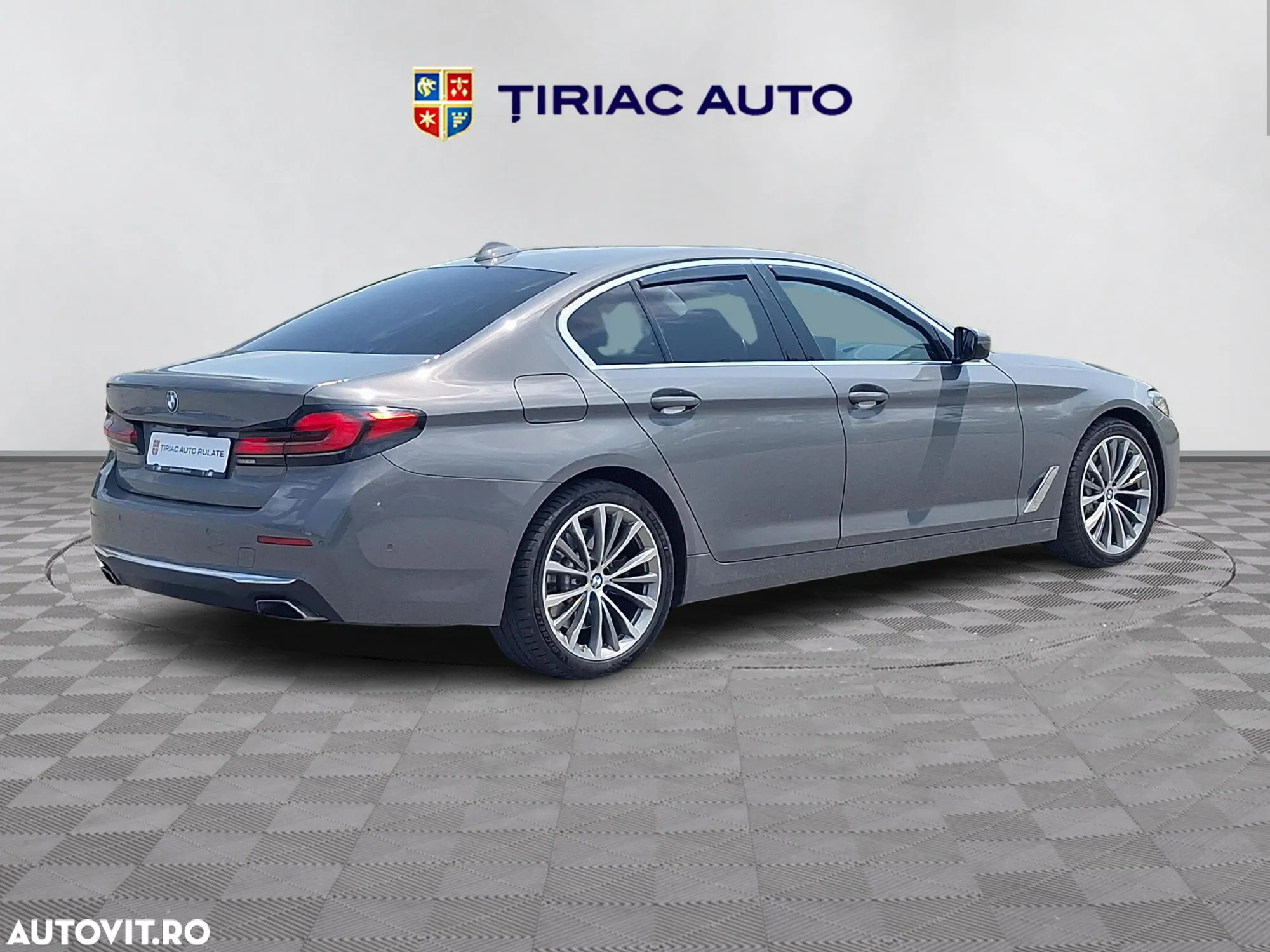 BMW Seria 5 530d xDrive AT MHEV - 5