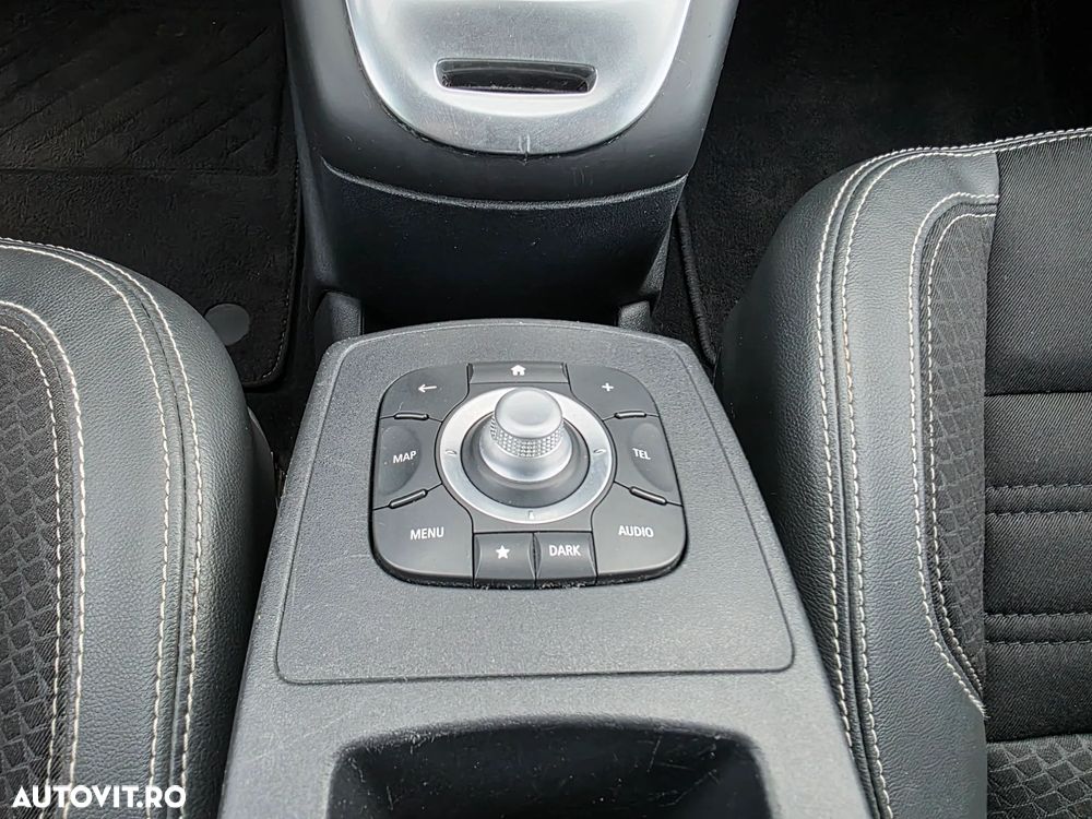 Renault Grand Scenic dCi 150 FAP Aut. Bose Edition - 9