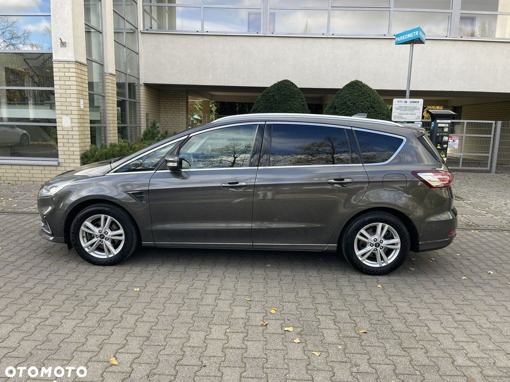 Ford S-Max - 13