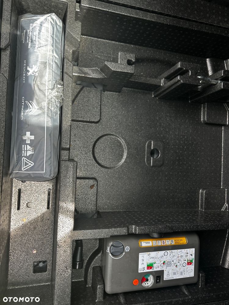 Peugeot 308 BlueHDi FAP 130 Stop & Start Allure Pack - 36