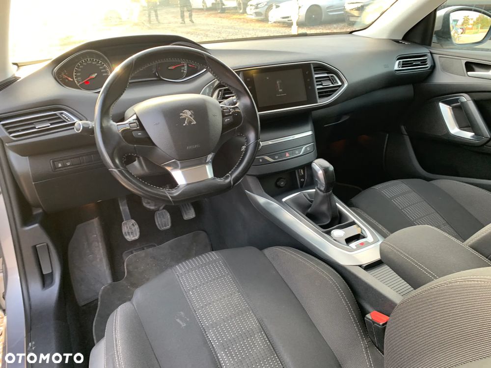 Peugeot 308 1.6 BlueHDi Business Line S&S - 18