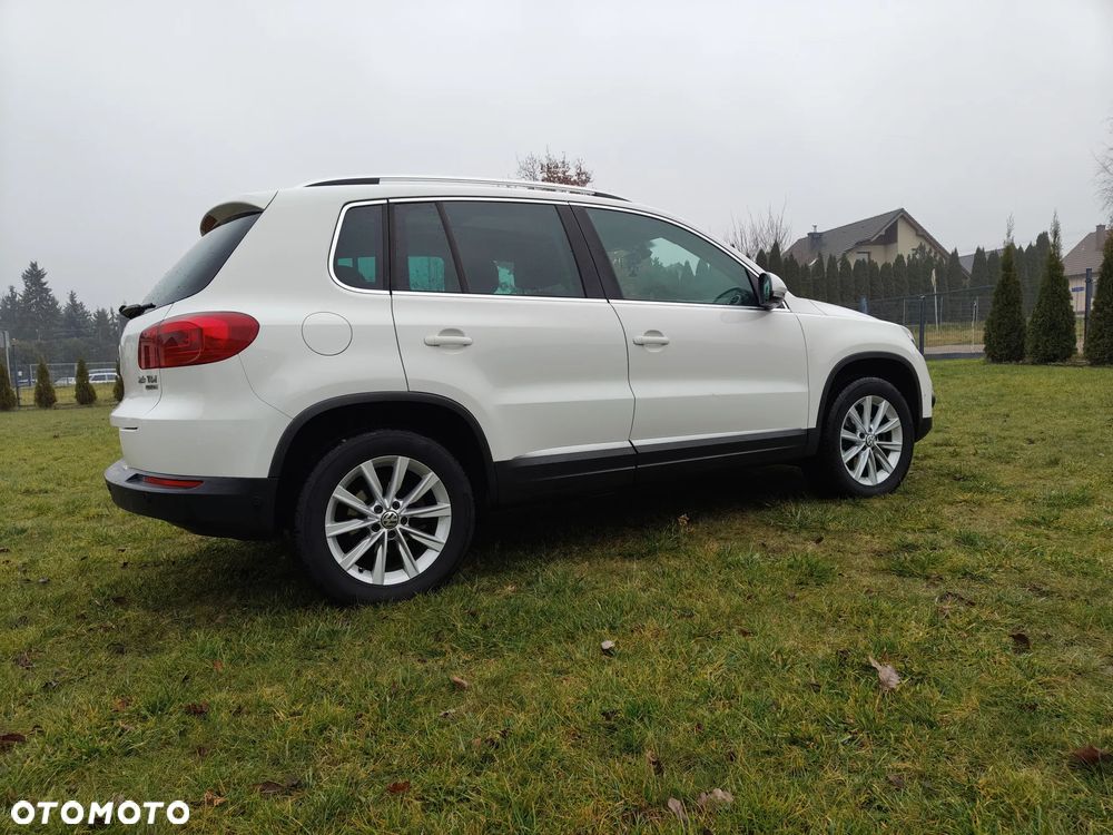 Volkswagen Tiguan - 11