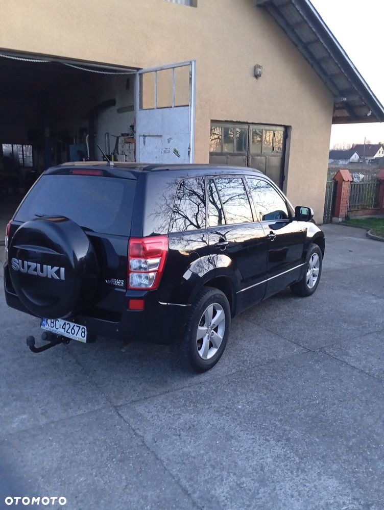 Suzuki Grand Vitara 1.9 DDiS Elegance EU5 - 3