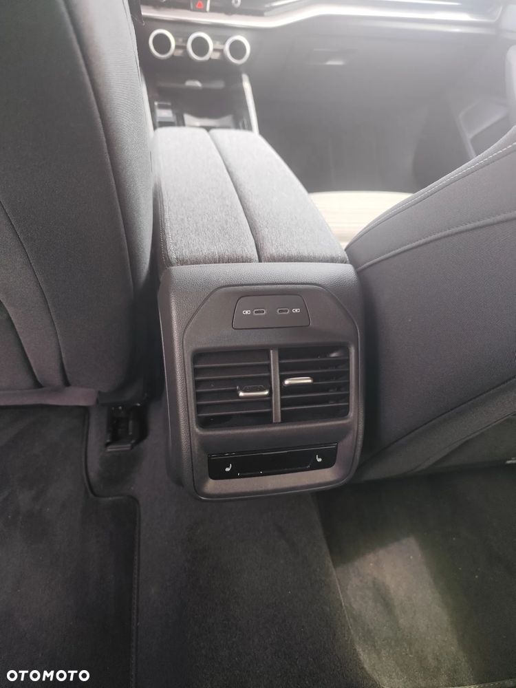 Skoda Superb 1.5 TSI Plug-in Hybrid Selection DSG - 16