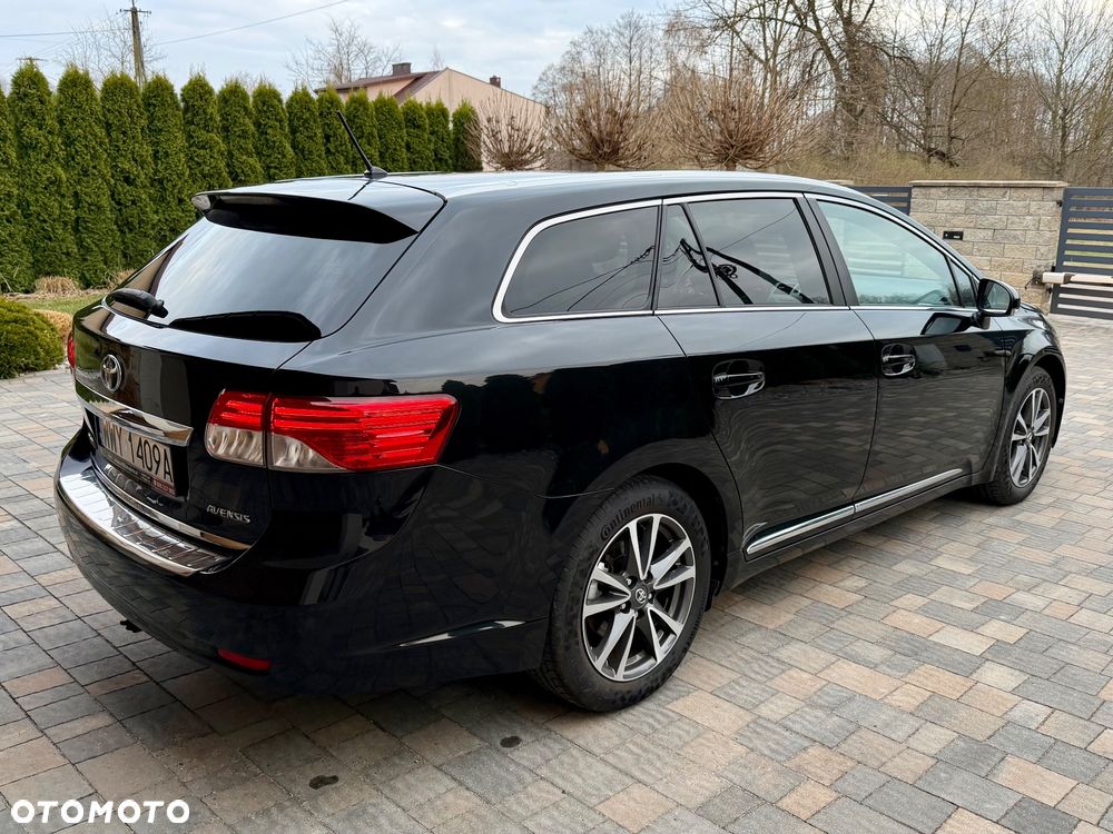 Toyota Avensis 1.8 Sol NAVI - 8