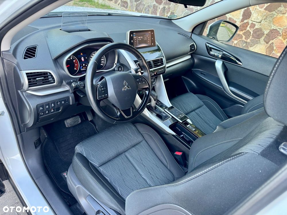 Mitsubishi Eclipse Cross - 15