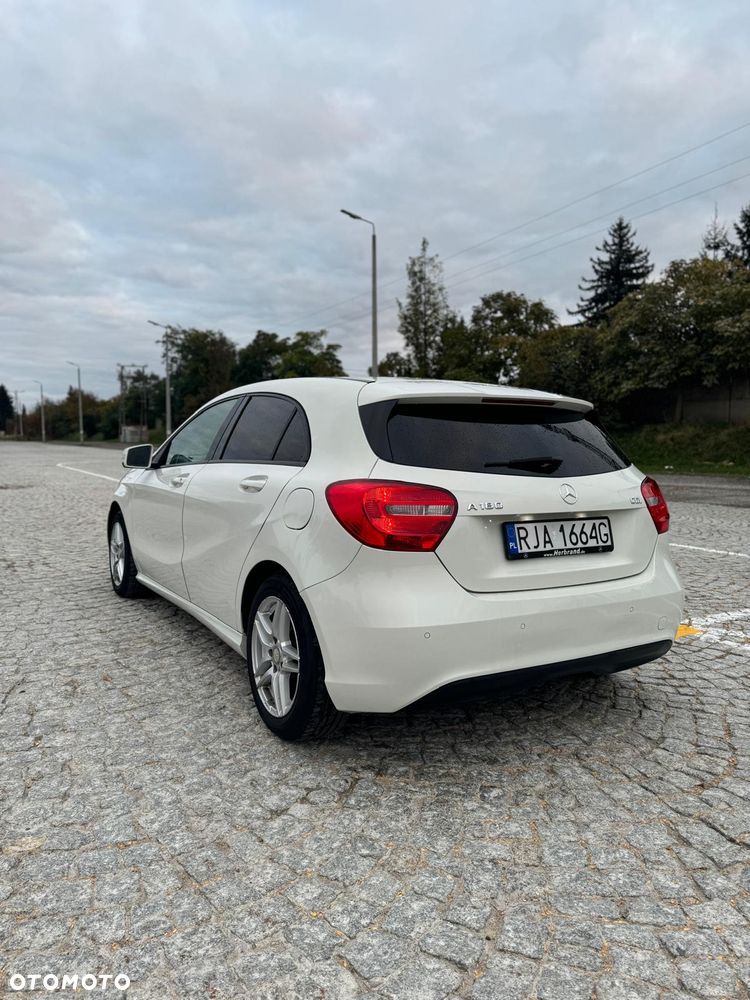 Mercedes-Benz Klasa A 180 d 7G-DCT - 2