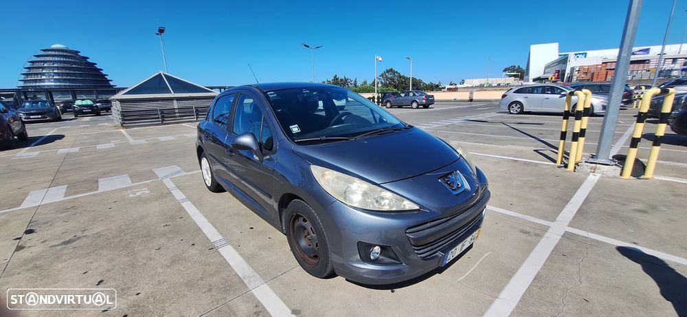 Peugeot 207 1.4 16V Active - 3