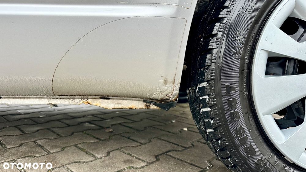 Toyota Yaris 1.0 Luna - 9