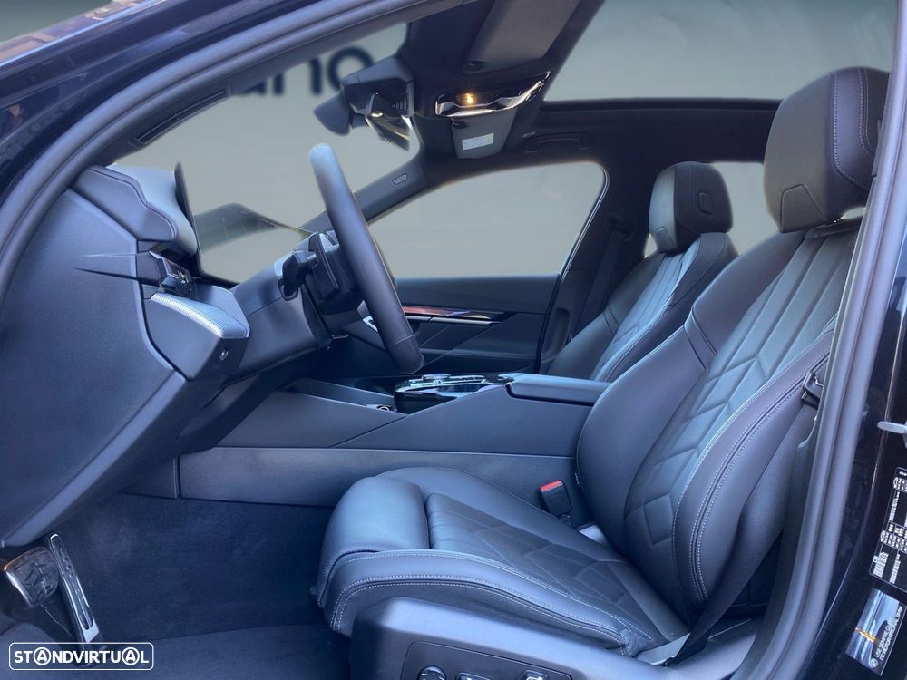 BMW 520 d Pack Desportivo M - 3