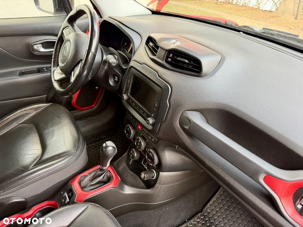 Jeep Renegade - 10
