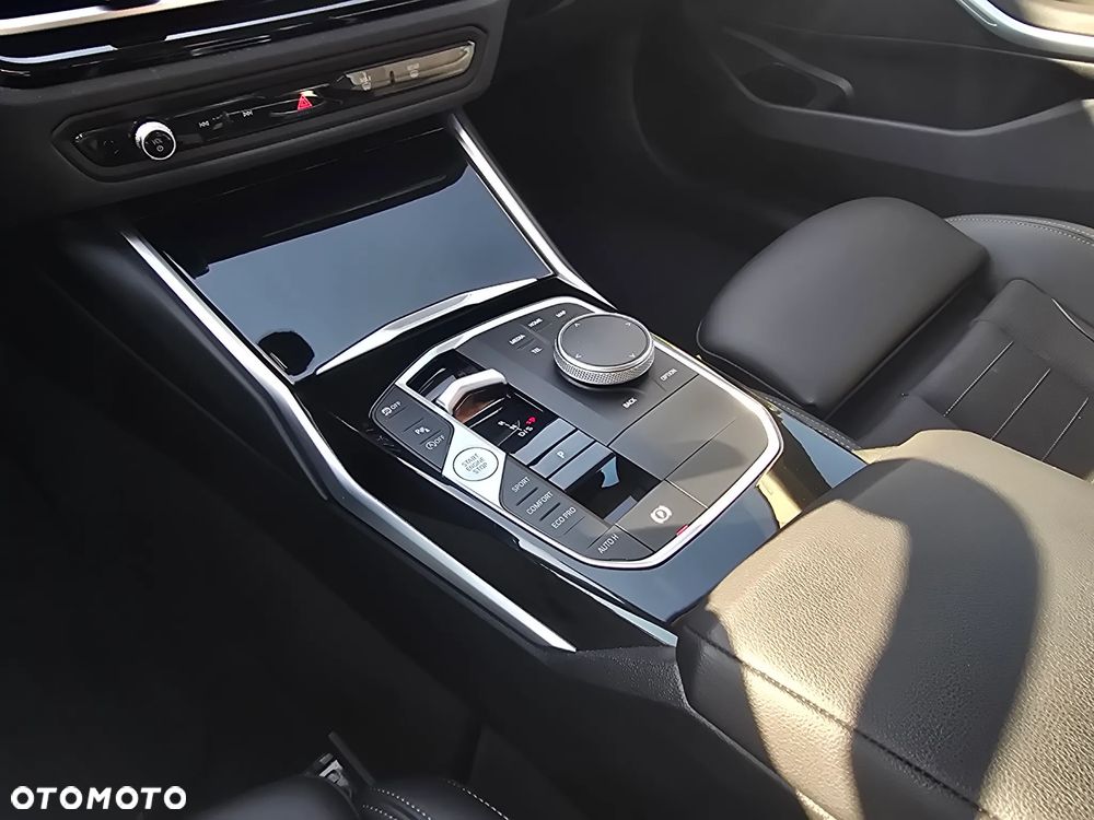 BMW Seria 3 2023