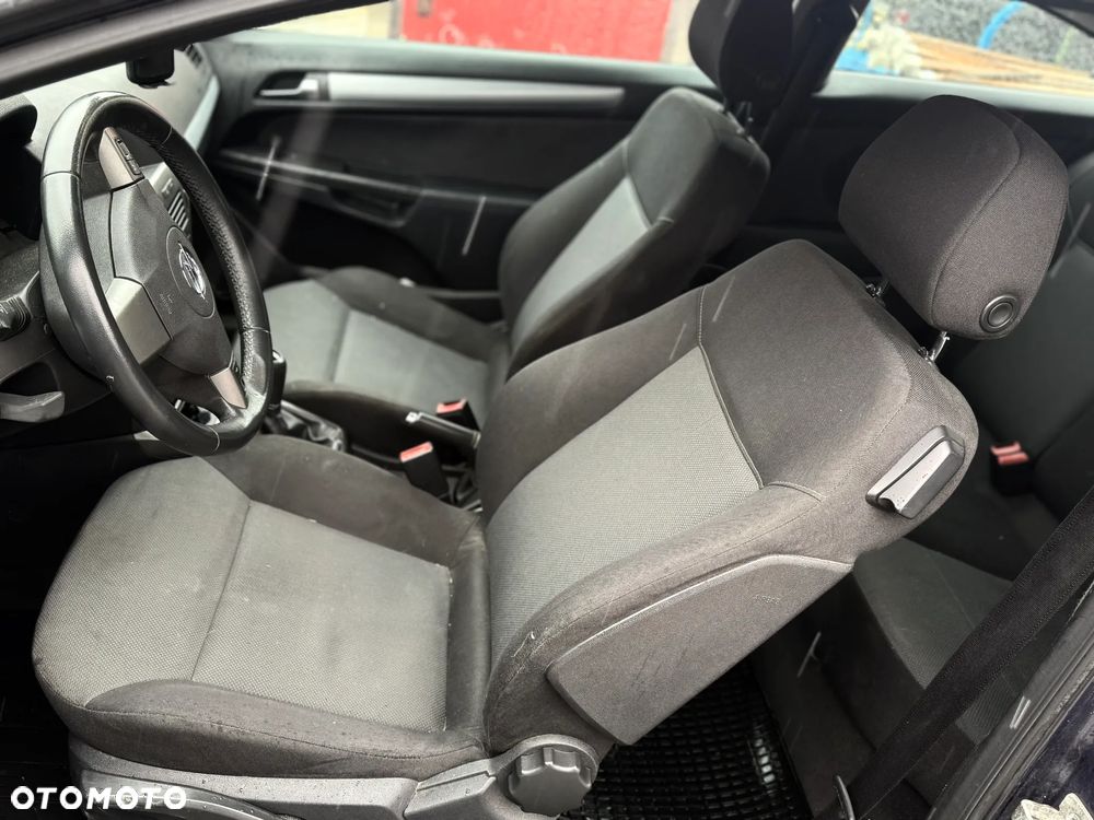 Opel Astra 1.8 Sport - 9