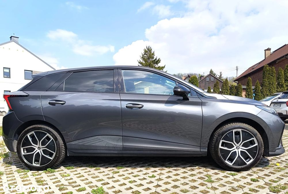 MG 4 Luxury 64 kWh - 9