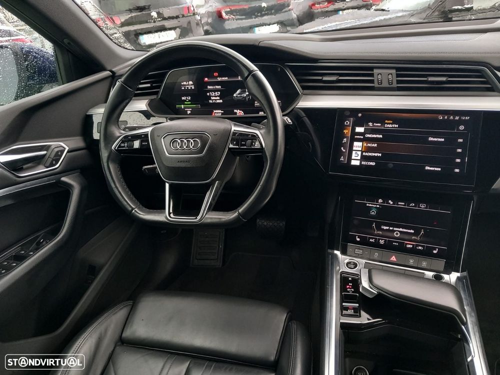Audi e-tron 55 quattro S line - 13