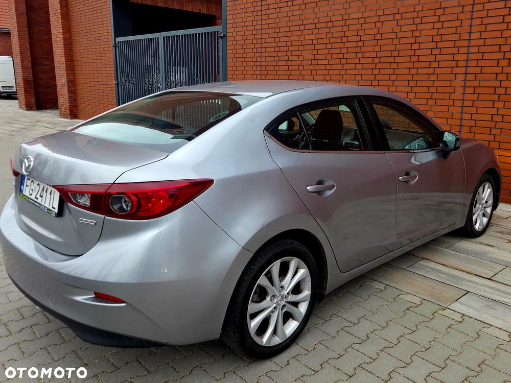 Mazda 3 - 5