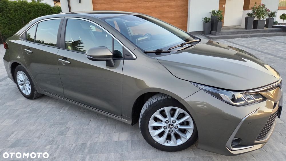 Toyota Corolla 1.8 Hybrid Comfort - 11