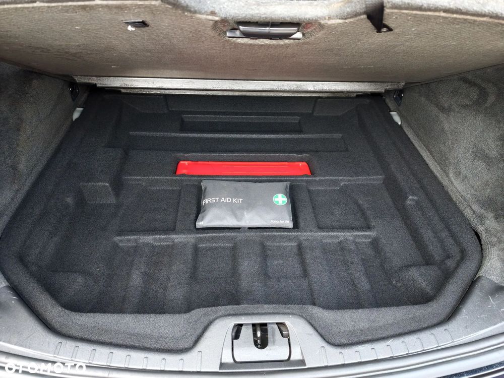 Volvo V60 D3 Momentum - 19