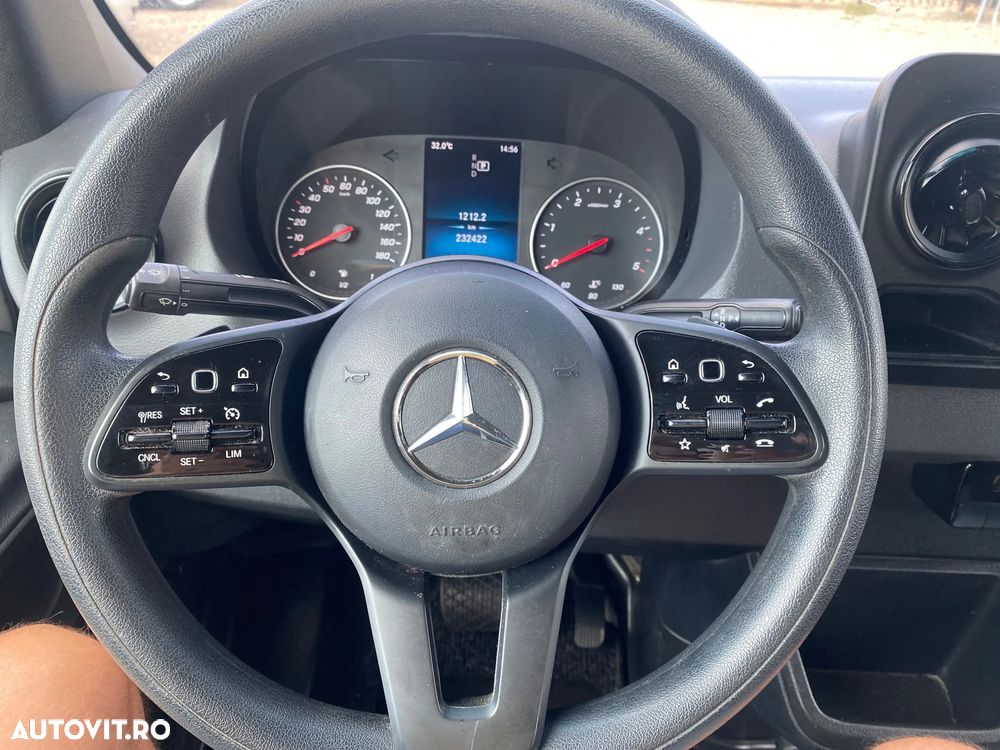 Mercedes-Benz SPRINTER - 19