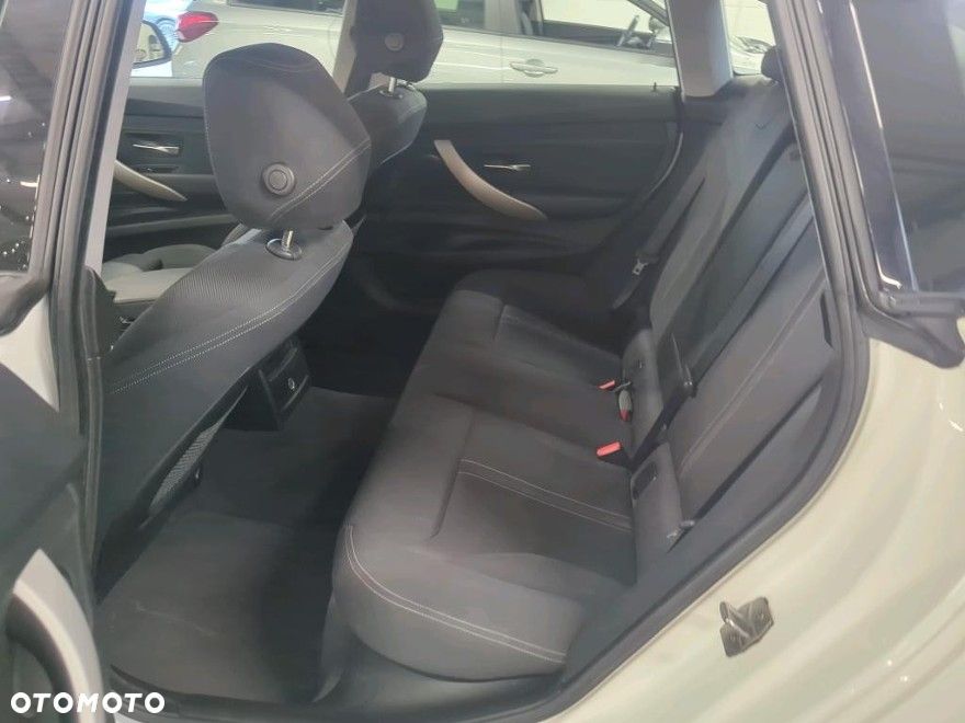 BMW Seria 3 318d Business Edition - 5